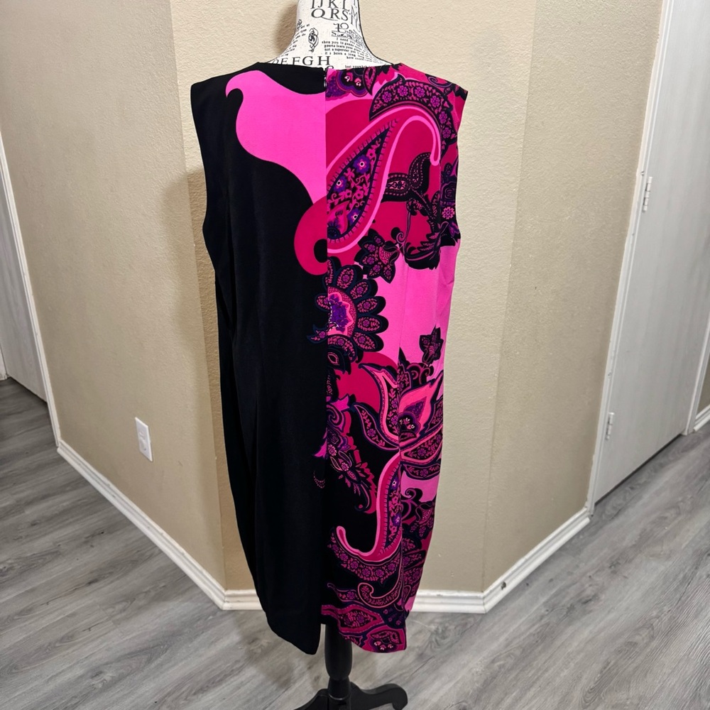 Peter Nygard Vibrant Pink and Black Asymmetrical Dress - Picture 3 of 8